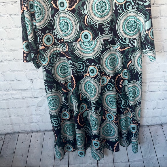 BRAND NWT Reborn New York Green, Black & Pink long dress size 2X - Picture 12 of 13